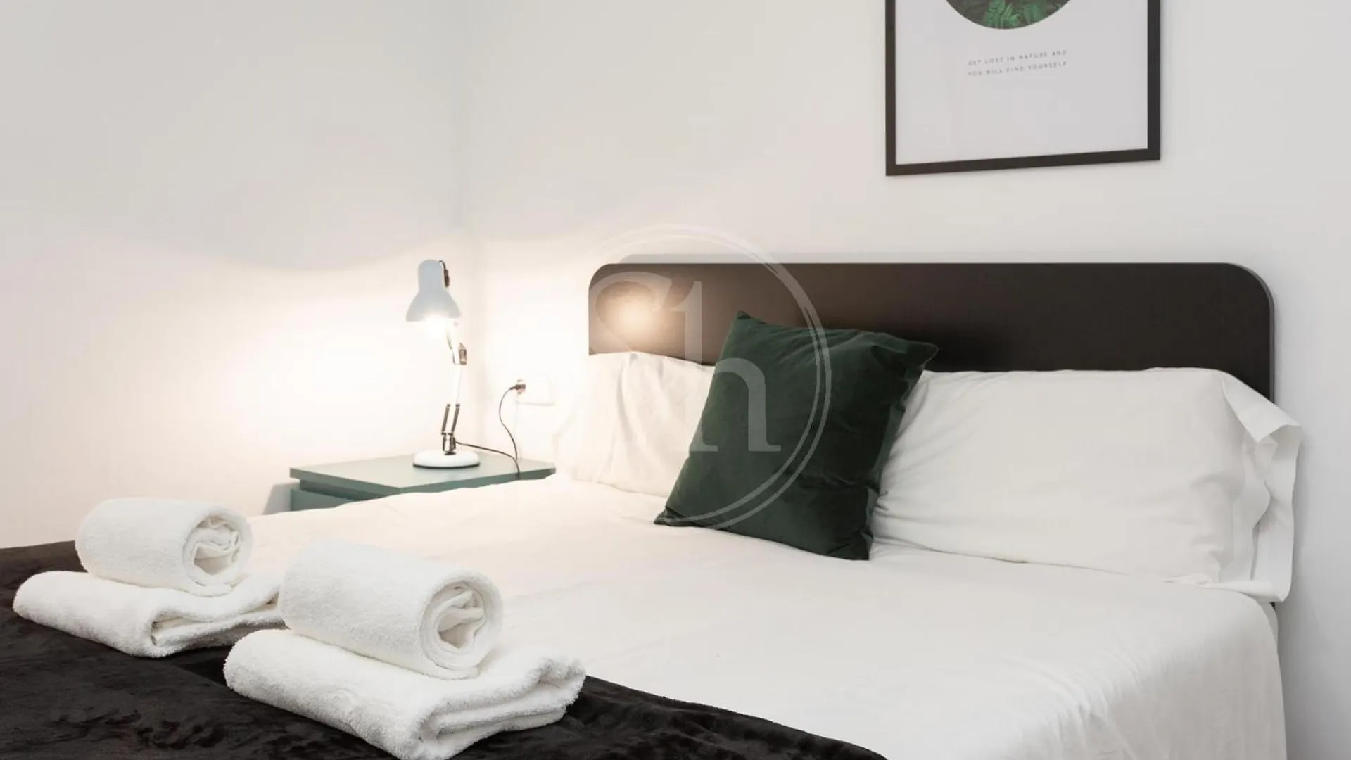 Apartamento En Villaroel 2 Barcelona 0*,  Spain